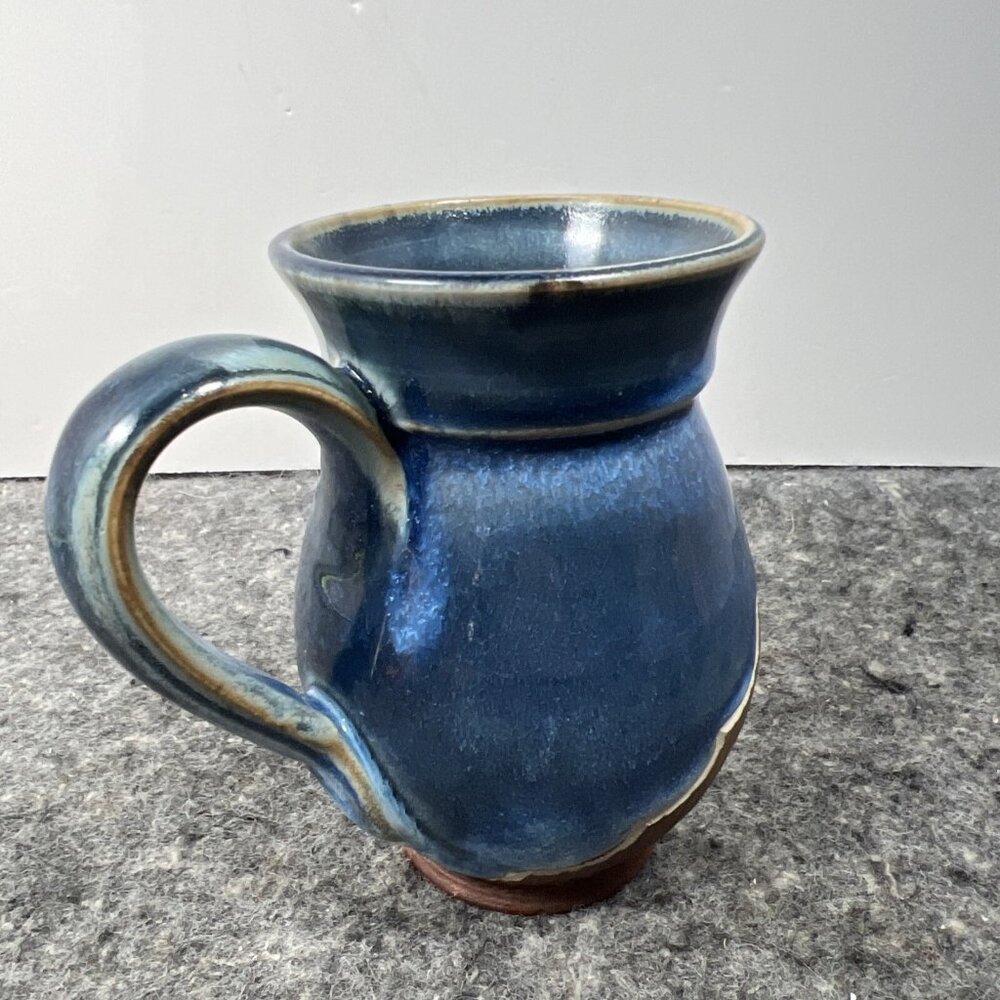 Studio Pottery Belly Coffee Mug Blue Drip Glaze Brown Carved Signed By KERRY IC - Picture 4 of 12